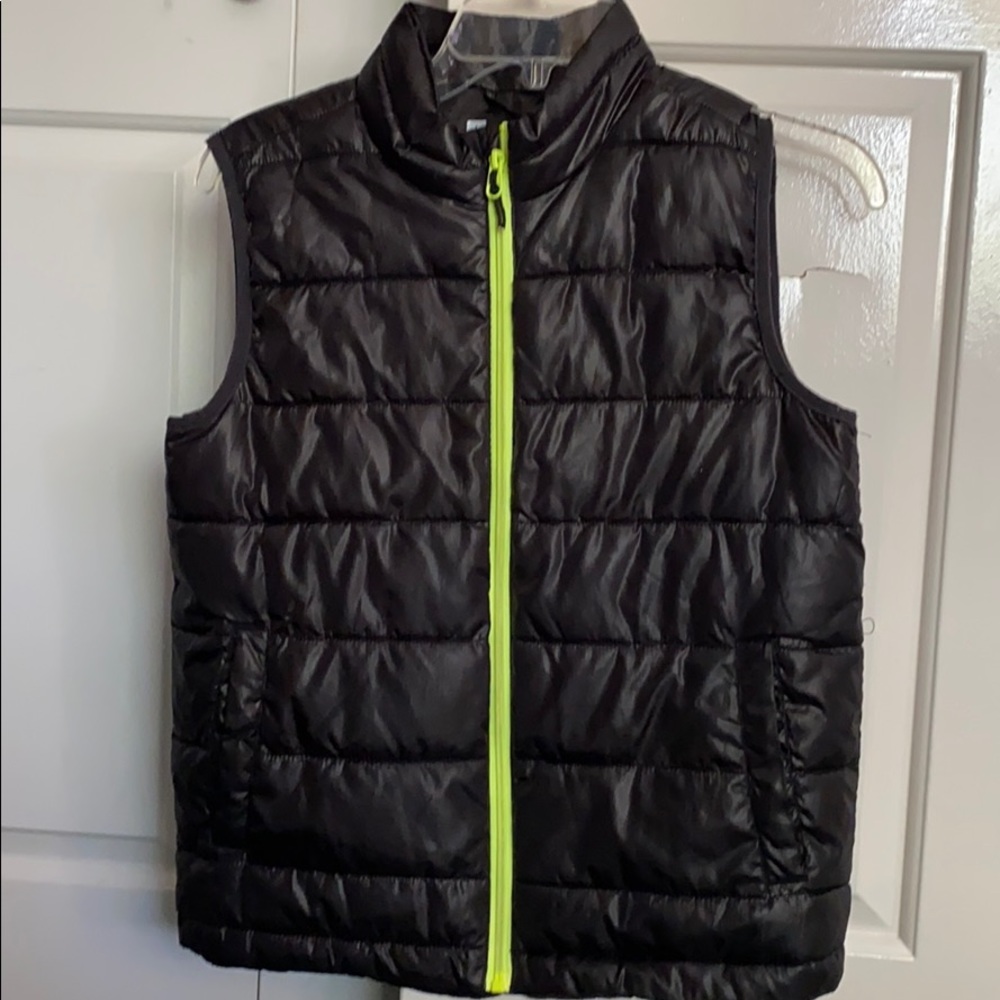 Youth large(10-12) Windbreaker vest!